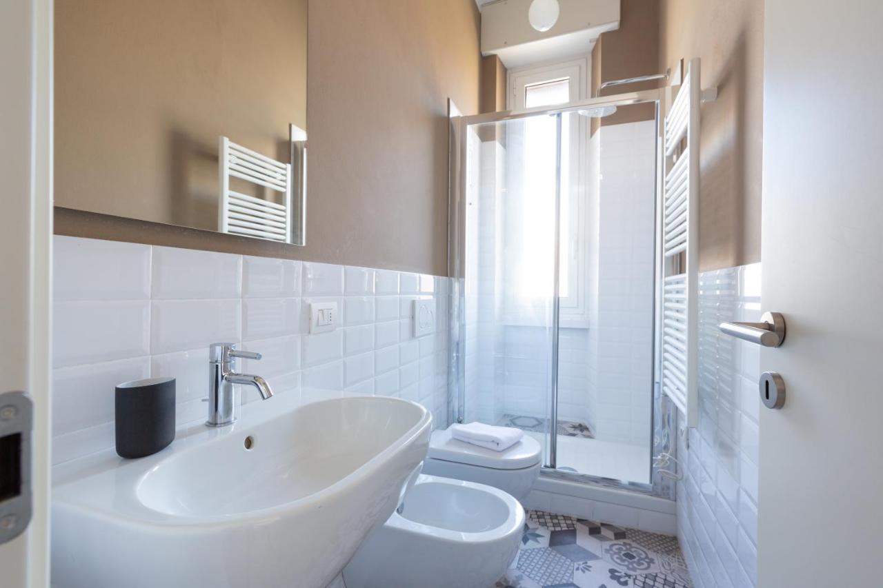 Porta Nuova Bright Studio With Balcony Milão Exterior foto